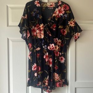 Umgee Floral Romper - Size Large